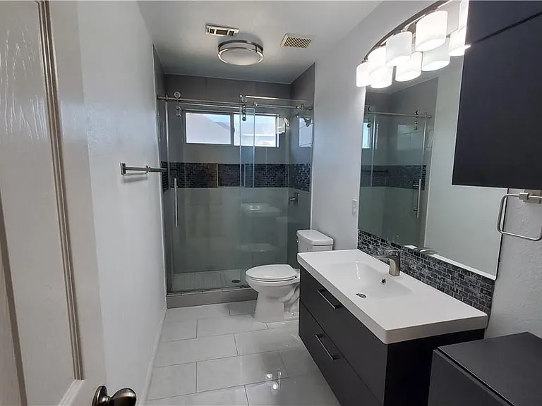 9421 Lisi Anne Dr — Photo 25