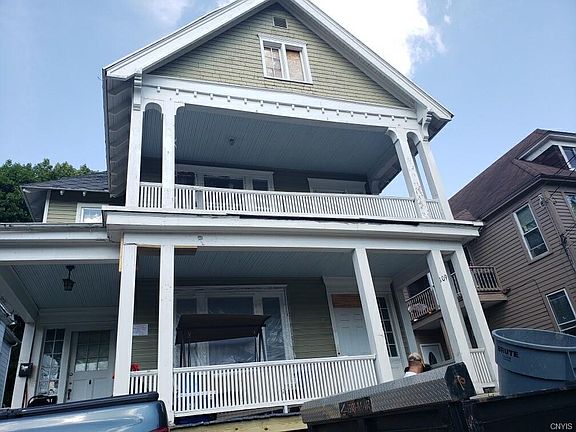 2nd image of 107 Clinton Pl #109