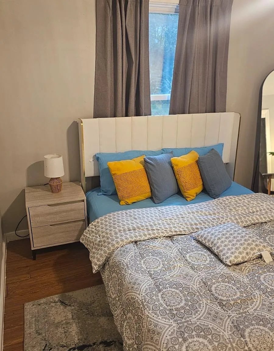 3 bed, 1.0 bath, 1000 sqft, $685 — Photo 2