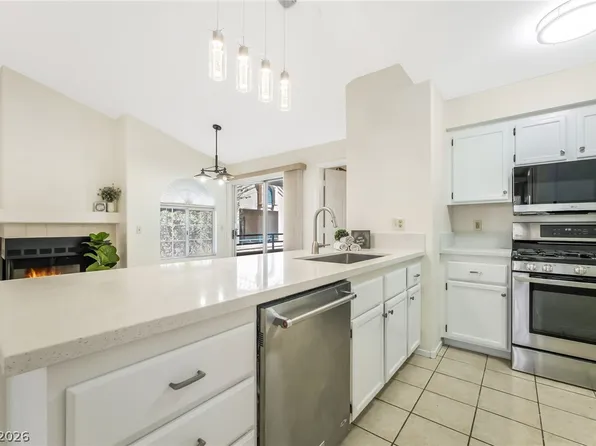 2251 Wigwam Pkwy APT 1324, Henderson, NV 89074