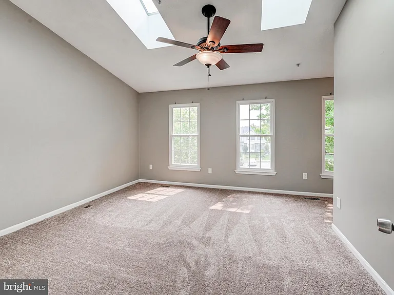 3 Sandview Ct — Photo 10