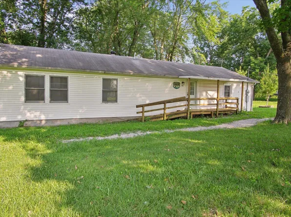 201 1st Street, Arcola, MO 65603