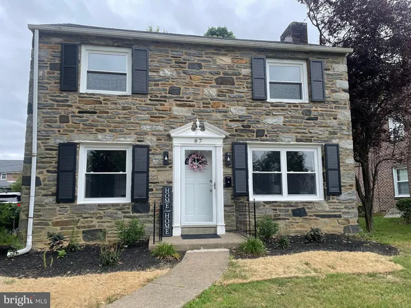 87 Meetinghouse Ln, Springfield, PA 19064