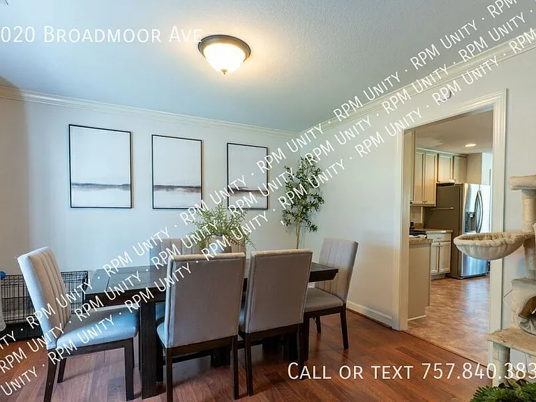 2020 Broadmoor Ave — Photo 6