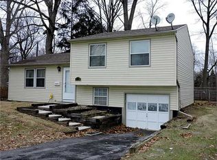 4228 Foxchapel Rd, Toledo, OH 43607