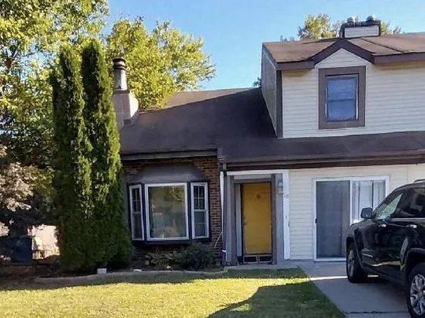 18 Danville Ct, New Castle, DE 19720