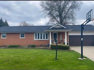 541 Randy Dr NE, Newark, OH 43055