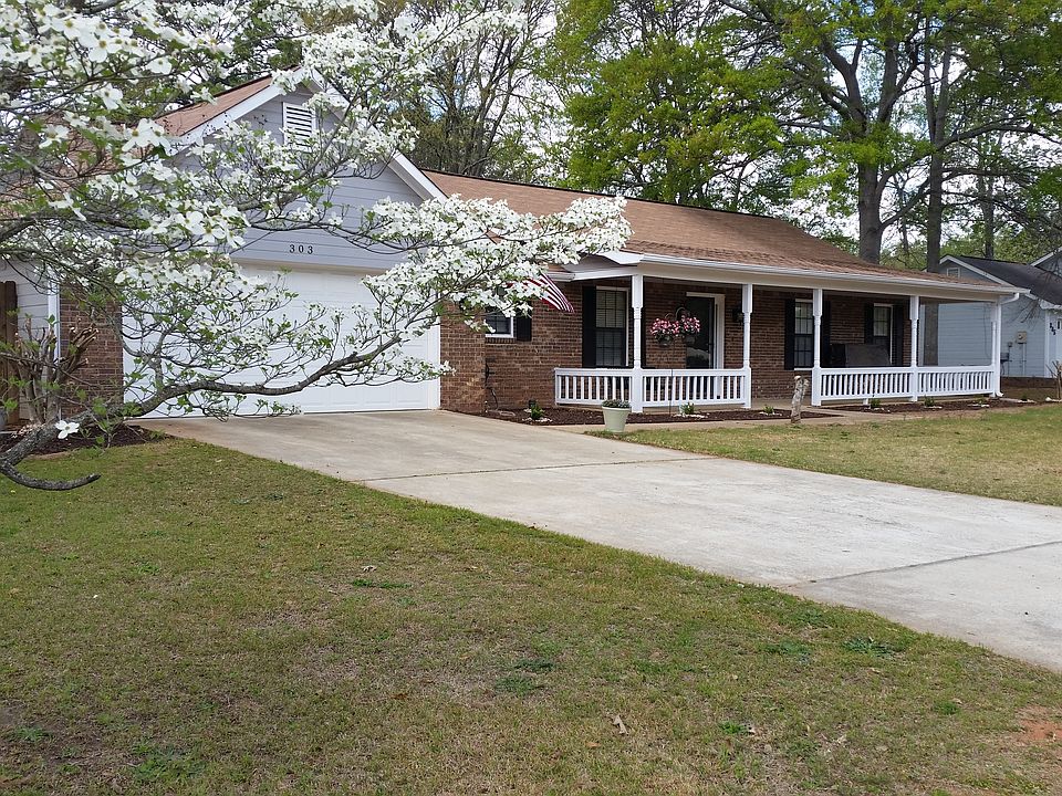 1st image of 303 Westfield Dr