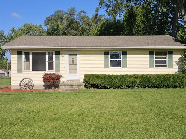 155 Hoehn Ct, Dimondale, MI 48821