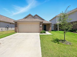 105 Musgrove Rd, Everman, TX 76140