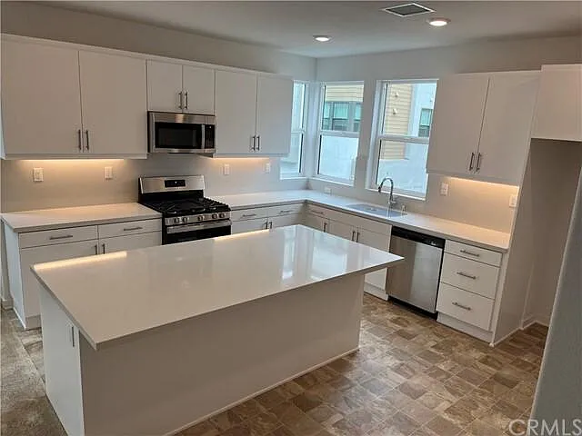 771 Grable Cir — Photo 8