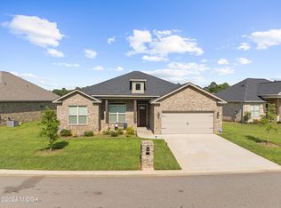 108 Gwendolyn Ave, Perry, GA 31069