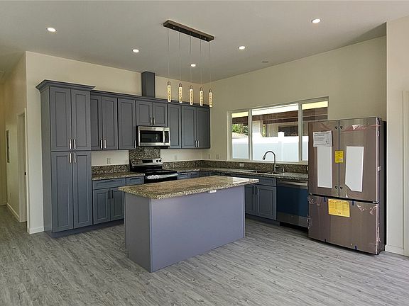 4th image of 87-248 Mikana St
