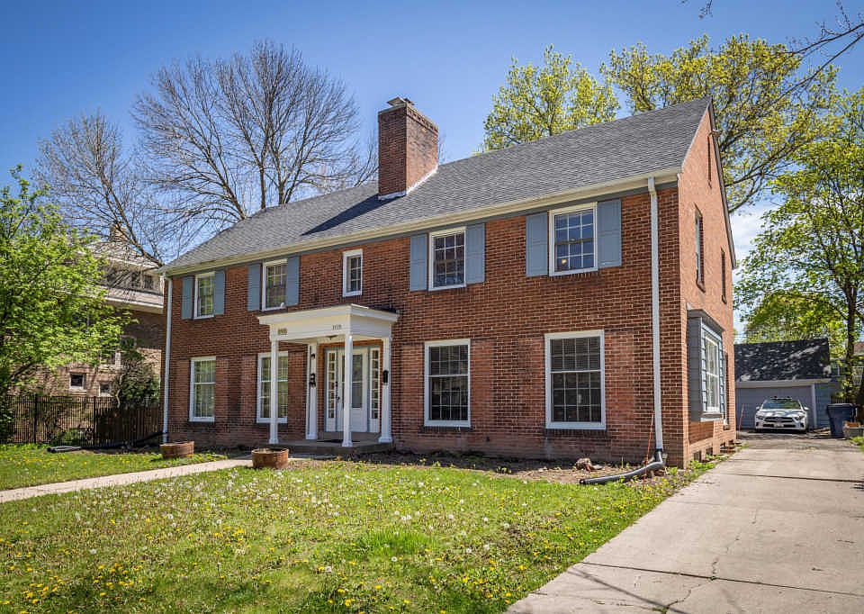 1st image of 2715 E Kenwood Blvd #2715