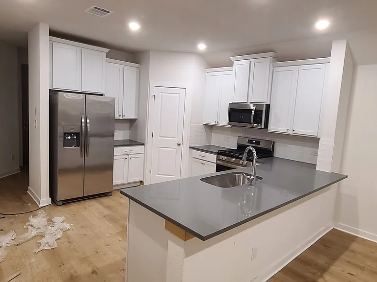 356 Brandywine Rd — Photo 2