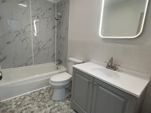 210 Greystone Ave, Seneca, PA