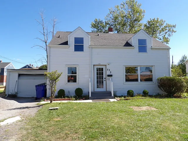 4 bed, 1400 sqft, $2,000 — Photo 4