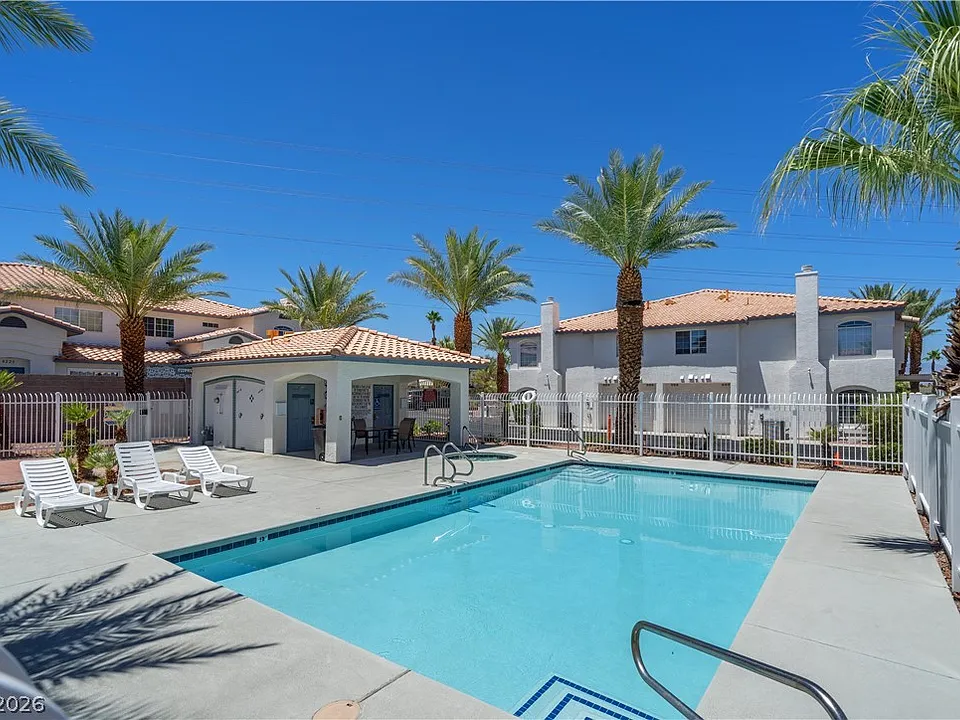 8216 Diamond Star Ct