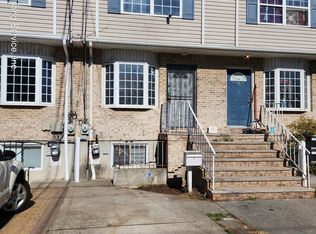 41 Alaska St, Staten Island, NY 10310