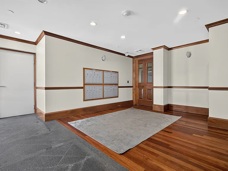 440 Commercial St #202 — Photo 21