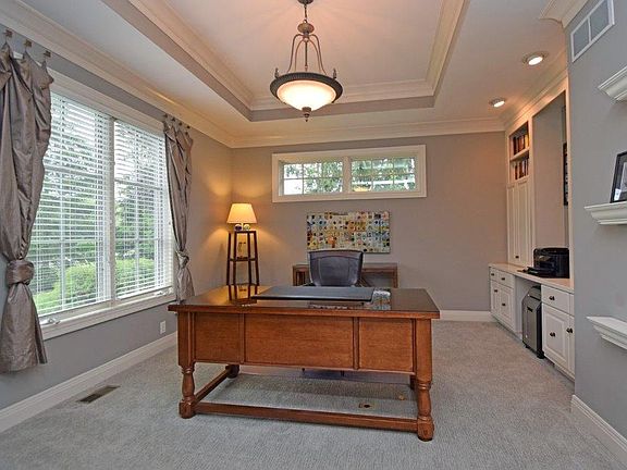 3rd image of 6754 Cherry Laurel Dr