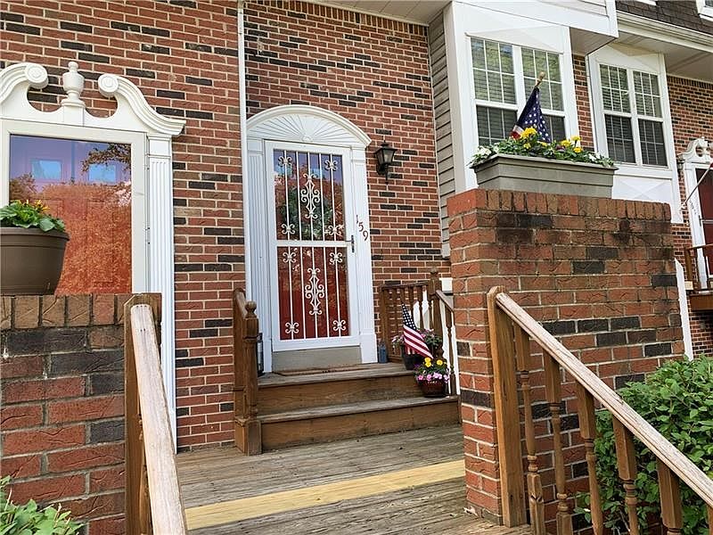 1st image of 159 Spruce Ct