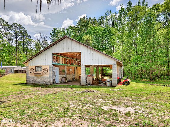 4th image of 43122 PINERIDGE Drive