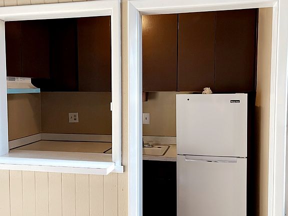 3rd image of 844 Ortiz Dr SE APT 1