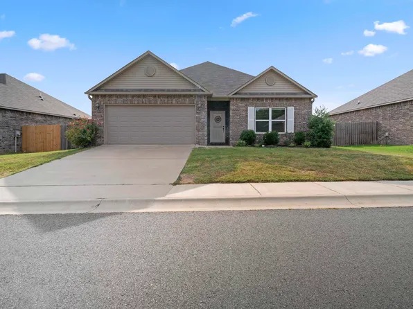 2045 Mary Alice Dr, Conway, AR 72032