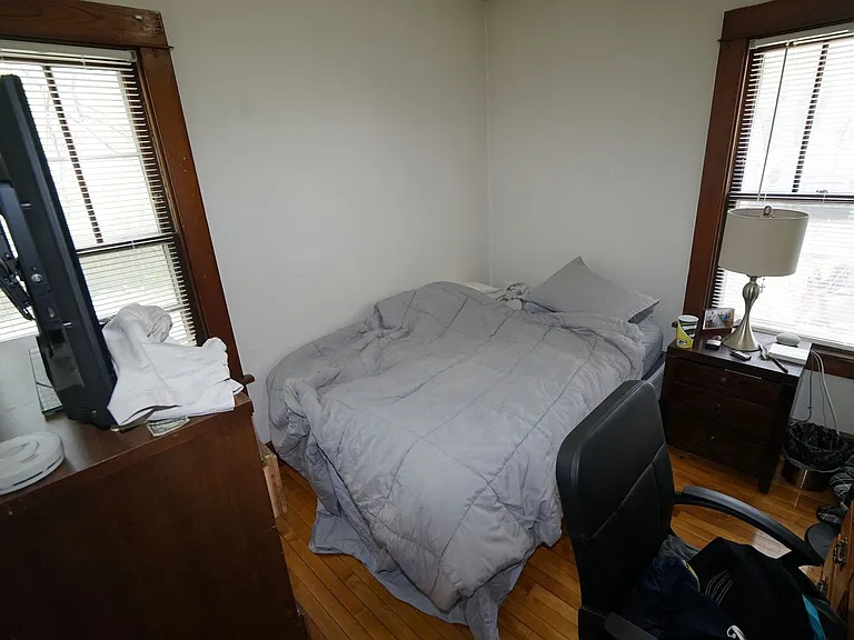 413 N Sherman Ave — Photo 7