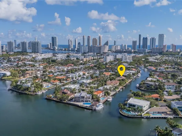 3220 NE 165th St, North Miami Beach, FL 33160