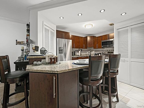 4th image of 15009 95th Street #1
