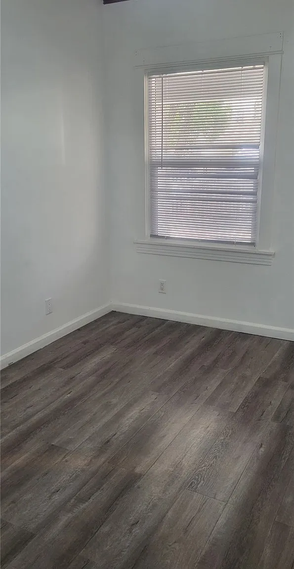 2 bed, 963 sqft, $2,500 — Photo 3