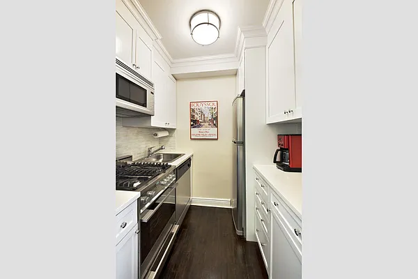 Sold by Stribling | media 18