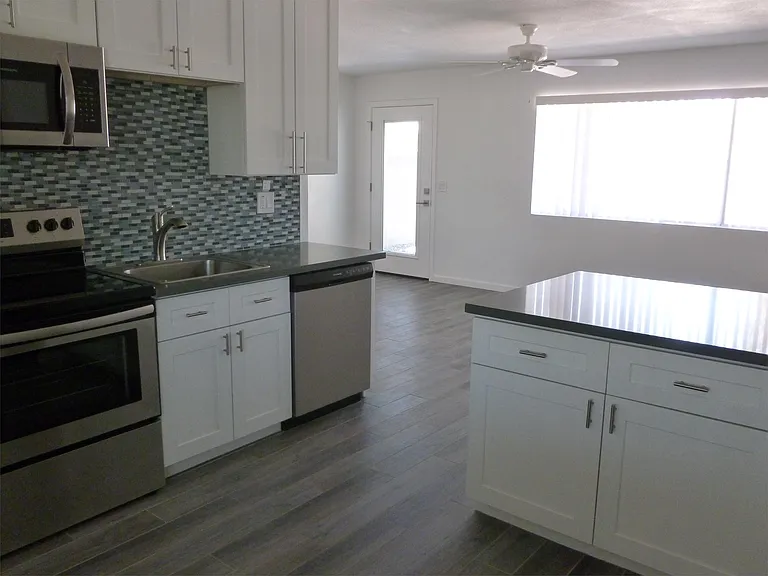 7102 E Oak St #14 — Photo 2