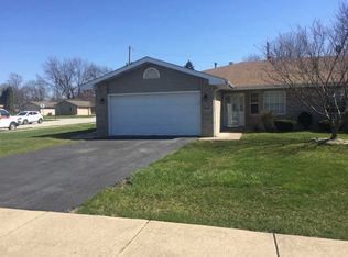 3640 Sandalwood Ct, Highland, IN 46322