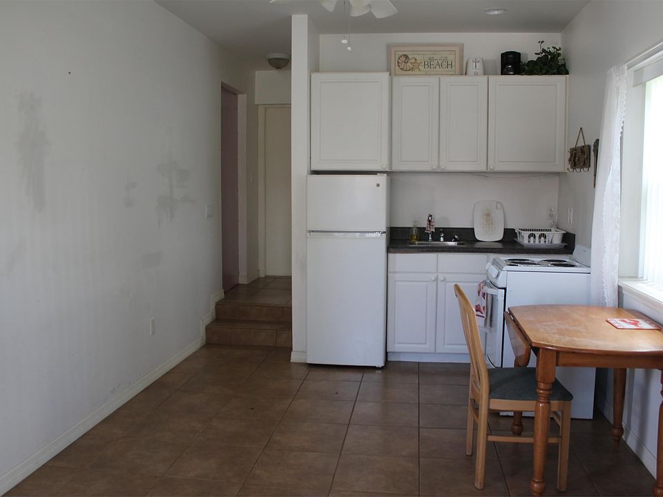 2nd image of 603 Madison Ave
