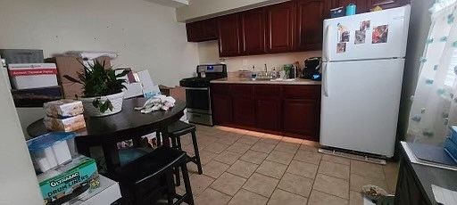 1st image of 7 Dierauf St