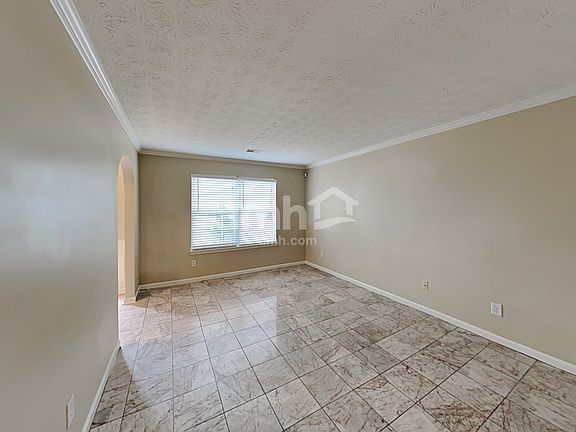 3rd image of 3701 Bondurant Dr