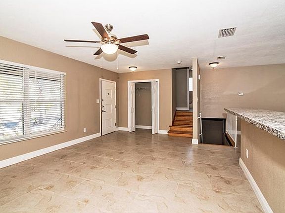 3rd image of 4118 W Euclid Ave