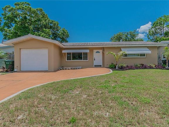 2nd image of 505 Lake Hill Ln