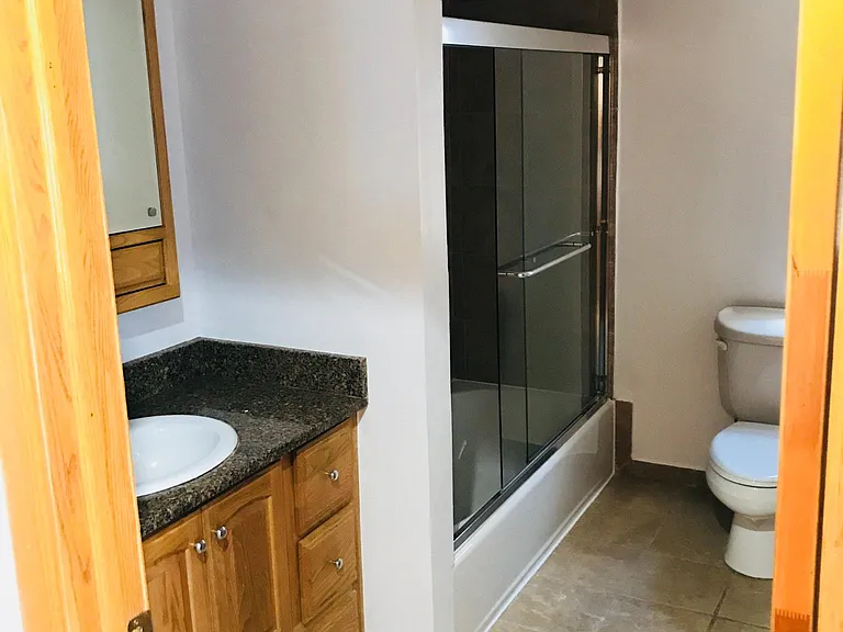 1502 N Wieland St — Photo 15