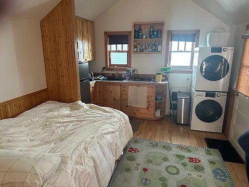 624 Pine St #1/2 Photo 1
