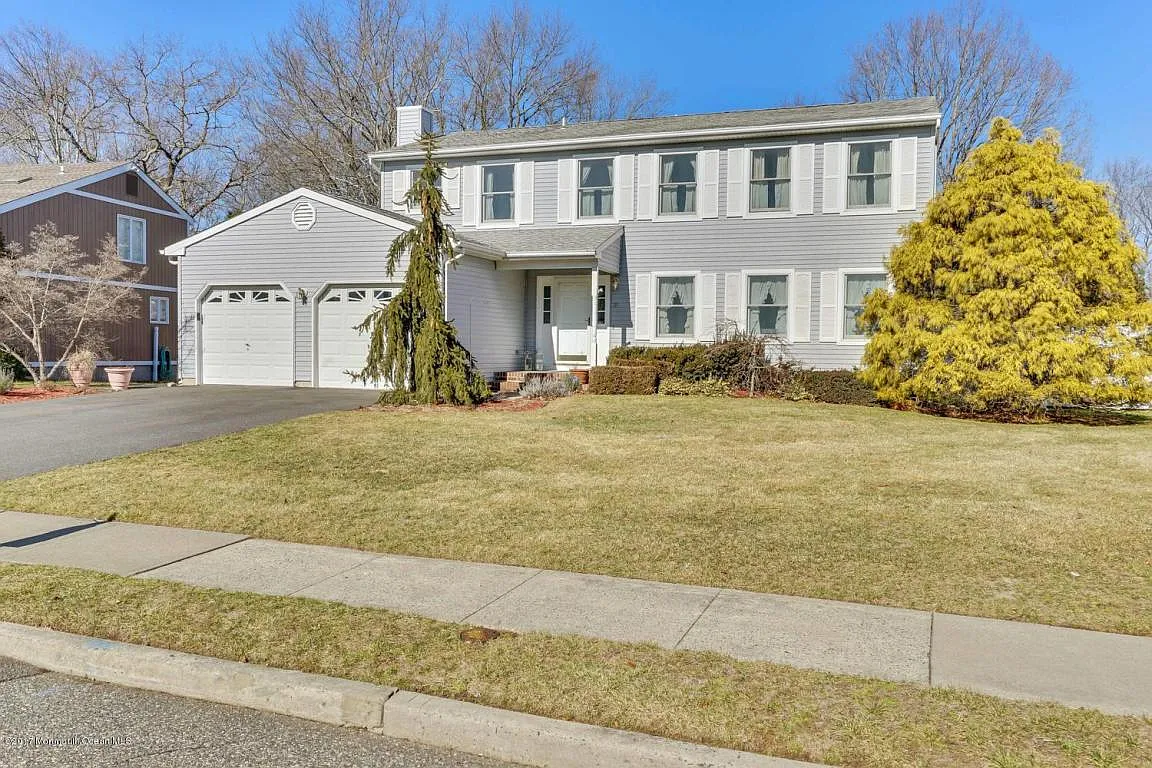 225 Liberty Bell Rd photo 1