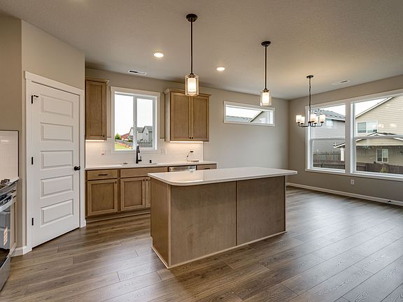10707 NE 109th WAY by Aho Construction