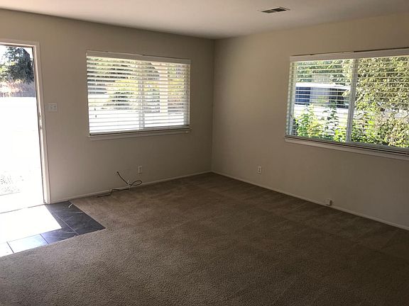4th image of 4238 Bodega Ave