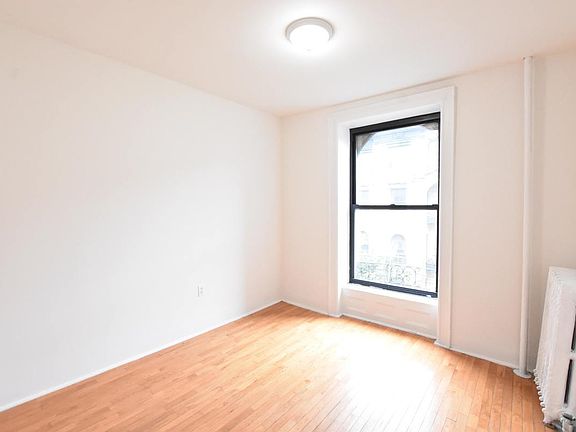 4th image of 615 W 136th St APT 14
