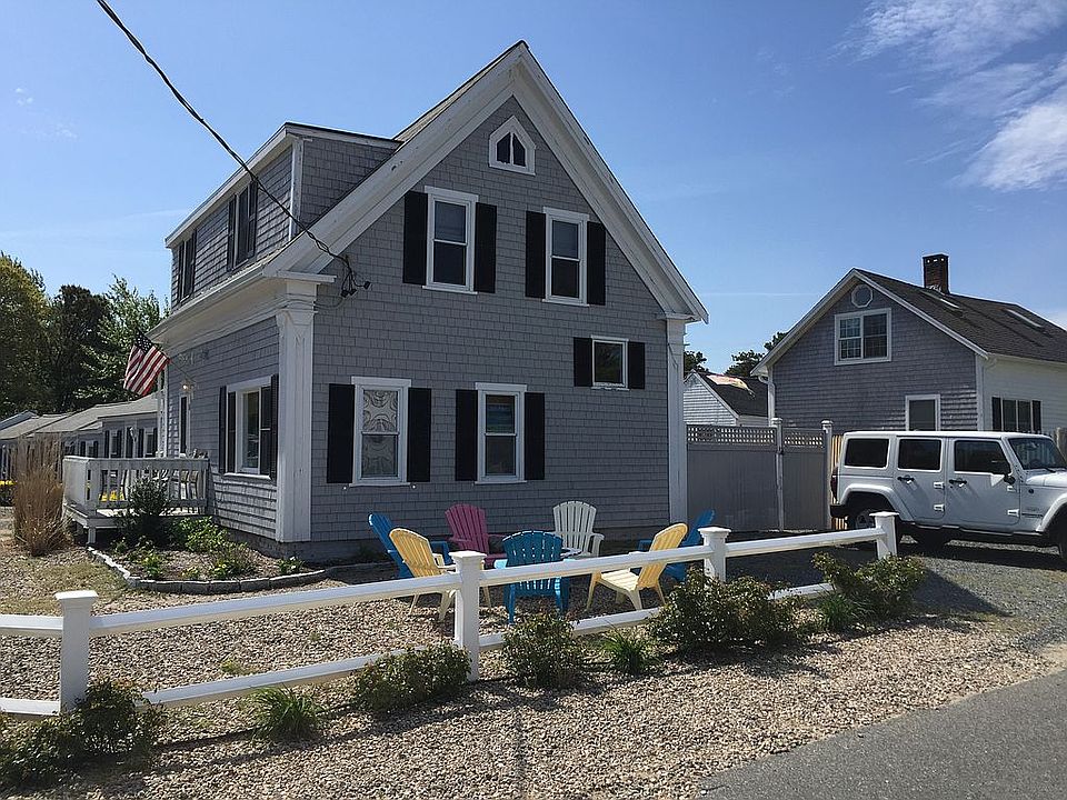 1st image of 128 Sea St Unit 11