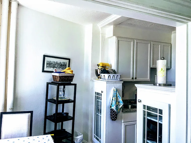 122 Riverway #14 — Photo 4