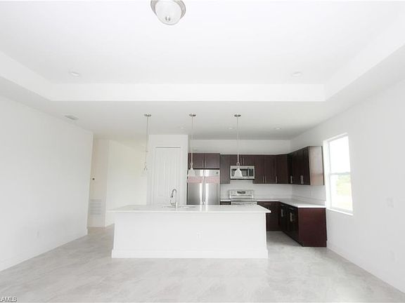 4th image of 4252 56th Ave NE